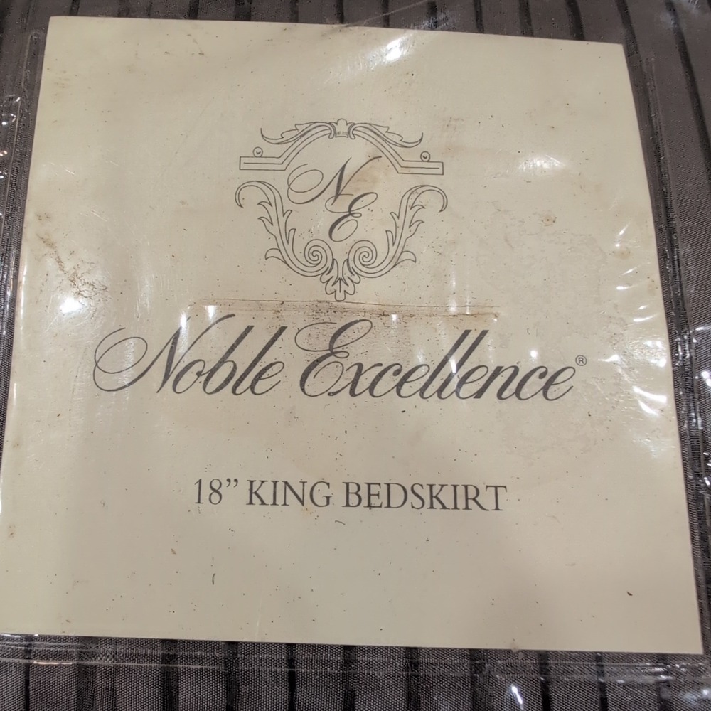 Noble Excellence Marquesa King Pleated Bedskirt Charcoal Grey Split Corner‎ New - Picture 5 of 6